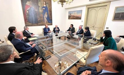 Gestione rifiuti, incontro tra Regione e Anci Sicilia sui costi per i comuni