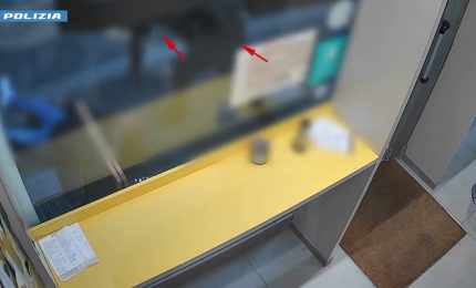 Milano, gli fratturano il volto per rubargli un orologio. 3 arresti