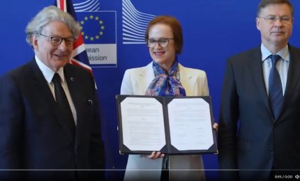 L’UE e l’Australia firmano un partenariato sui minerali