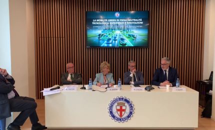 La mobilit&agrave; green oltre l'elettrico, tavola rotonda a Milano