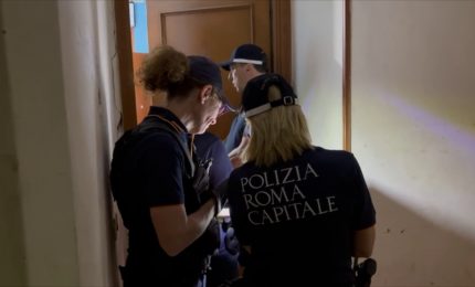 Controlli a Roma nell'ex hotel Cinecitt&agrave; occupato