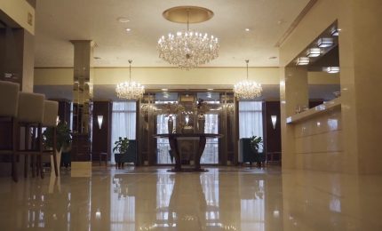 Gli italiani in vacanza scelgono l'hotel