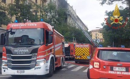 Incendio in un edificio di Milano, 3 vittime