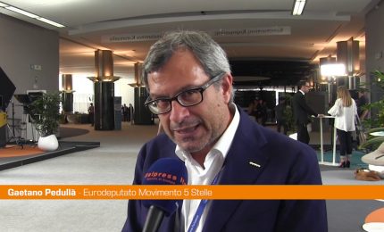 Ue, Pedull&agrave; "Priorit&agrave; libert&agrave; di stampa e costruzione pace"