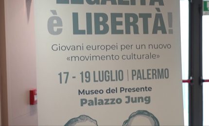 Via D'Amelio, 100 giovani a Palermo per dire no alla mafia