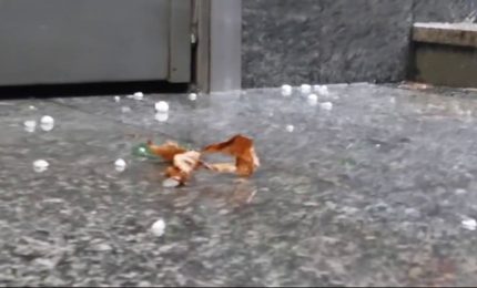 Maltempo, forte grandinata a Milano