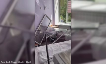 Bombe russe su Kiev, colpito anche un ospedale pediatrico