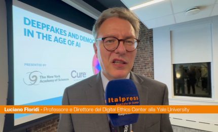 IA, Luciano Floridi &ldquo;No minaccia, ma democrazia non si salva da sola"
