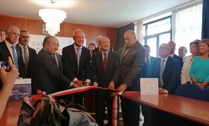 Urso &ldquo;La Sicilia pu&ograve; diventare hub per digitale e microelettronica"