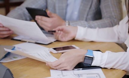 Manovra, cuneo fiscale e lotta alla denatalit&agrave; le priorit&agrave;