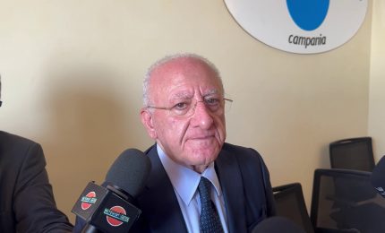 Campania, De Luca "Sostegno a editori ma rispetto dignit&agrave; giornalisti"