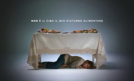 Disturbi del comportamento alimentare, cibo &egrave; solo punta dell'iceberg