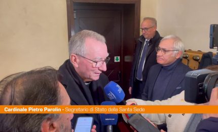 Siria, Parolin "Velocit&agrave; avvenimenti preoccupa, rispettare minoranze"
