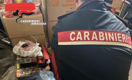 Sequestrati 35 chili di fuochi d&rsquo;artificio a Siracusa, arrestato 43enne