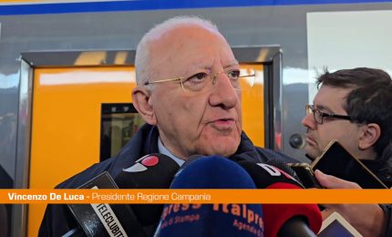 Codice della strada, De Luca "Stretta sul telefonino &egrave; necessaria"