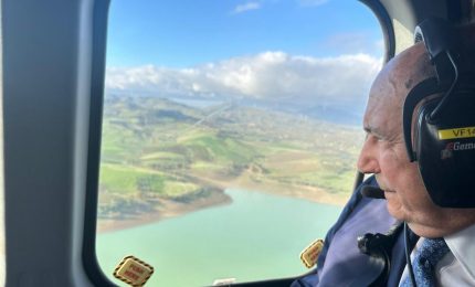Siccit&agrave;, sorvolo di Schifani e Cocina tra invasi, dighe e laghi
