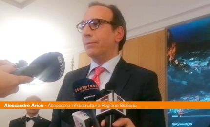 Aric&ograve; "La Regione Siciliana raddoppia lo sconto aerei per Natale"