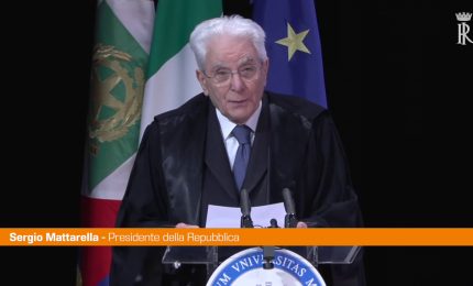 Mattarella "Molte sfide non sono risolvibili dagli Stati nazionali"