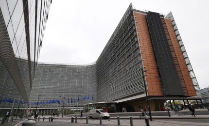 Ue, la Commissione lancia la strategia per la competitivit&agrave;