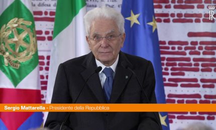 Mattarella "Mai pi&ugrave; Auschwitz, regime fascista fu complice"