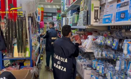 Prato, sequestrati 2 milioni di articoli non in regola