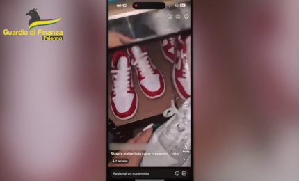 Abbigliamento e accessori contraffatti sui social,3 denunce a Palermo