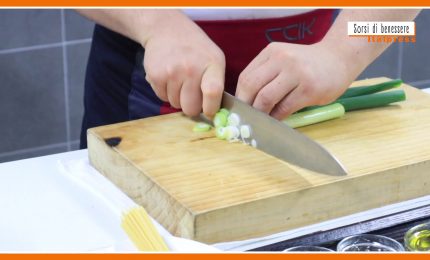 Sorsi di benessere - Crema leggera di zucchine, cipollotto e mandorle