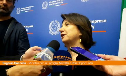 8 marzo, Roccella "Rompere soffitti di cristallo anche nel lavoro"