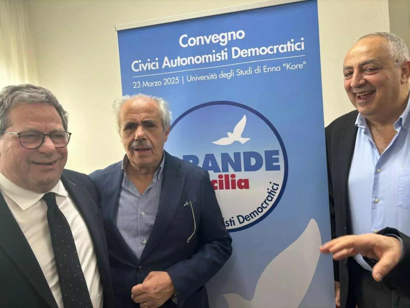 Ecco &lsquo;Grande Sicilia&rsquo;, il nuovo partito fondato da Lombardo, Miccich&eacute; e Lagalla