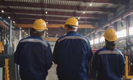 Imprese, ad aprile 460 mila assunzioni