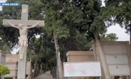 Concussione e corruzione al cimitero di Trapani, 5 misure cautelari