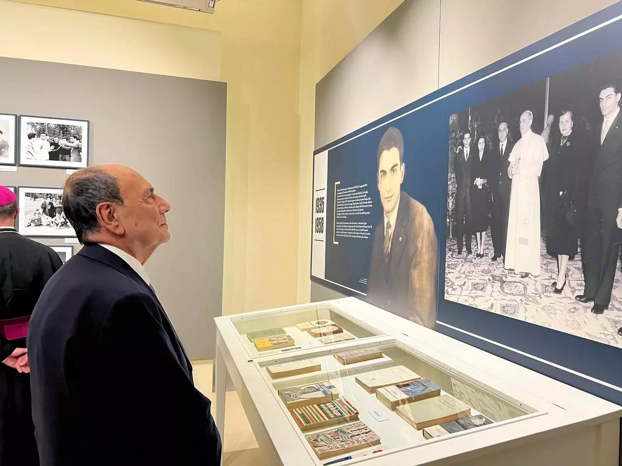 A Palermo una mostra fotografica su Piersanti Mattarella, Schifani &ldquo;Iniziativa di straordinario valore&rdquo;