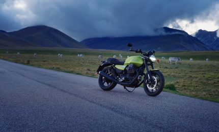 Moto Guzzi rinnova la mitica V7 Sport