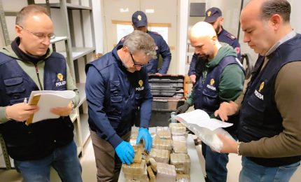 A Gela sequestrati 19 Kg di hashish e cocaina, un arresto