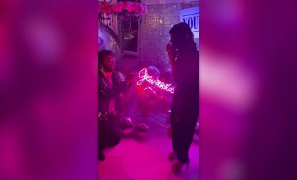 La proposta di matrimonio per l'attrice Giovanna Sannino, il video