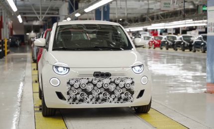 Al via a Mirafiori la produzione della 500 Hybrid