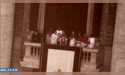 Le prime immagini di Papa Leone XIV dall'elicottero della Polizia