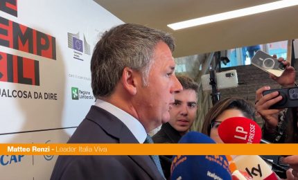 Referendum, Renzi "Il dramma di oggi sono stipendi, non licenziamenti"