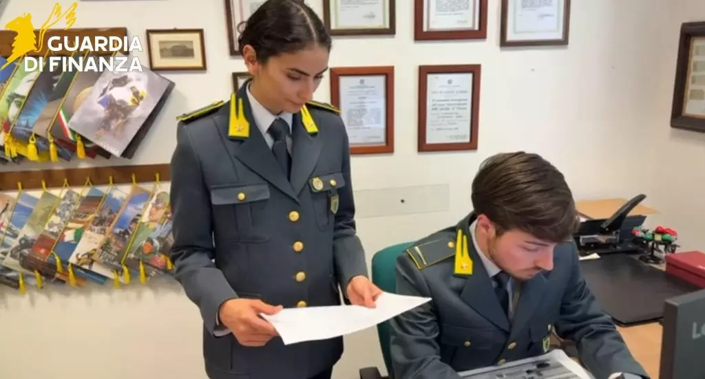 Frodi su Iva e riciclaggio, 11 arresti tra Sicilia e Lombardia