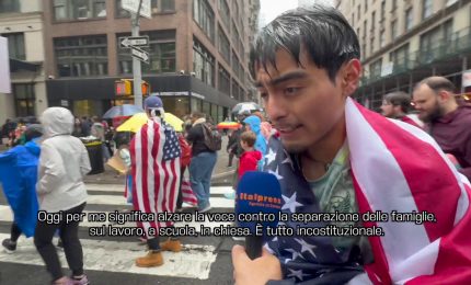 "No Kings Day&rdquo;, migliaia a New York contro l&rsquo;uomo solo al comando