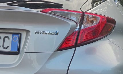 Auto ibride, consumatori confusi, serve maggiore chiarezza