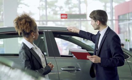 Nel 2025 mercato dell&rsquo;auto in calo in Europa