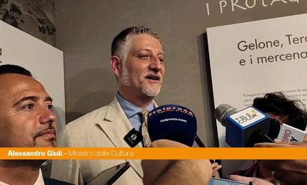 Giuli "Nel mio nuovo libro mi occupo di luoghi antichi immutati"