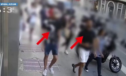 Rubavano orologi di lusso in pieno centro a Milano, due arresti