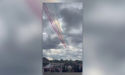 Parata del 14 luglio, sugli Champs Elys&eacute;es la Francia mostra i muscoli