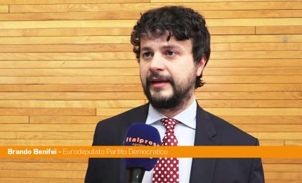 Dazi,Benifei "Se non c'&egrave; accordo l'Ue colpisca i servizi statunitensi"