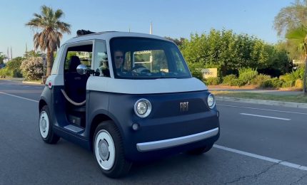 Fiat, la Topolino Vilebrequin collector&rsquo;s edition celebra l&rsquo;estate