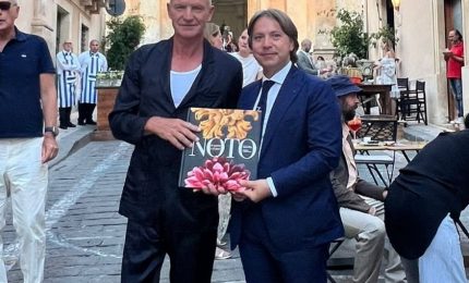 Nozze siciliane per la figlia di Sting, Fuschia Katherine Sumner sposa Maximilian Wright a Noto