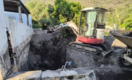 A Stromboli via ai lavori di rimozione di massi e fango dei torrenti dopo i nubifragi