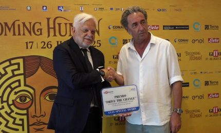 A Giffoni Sorrentino consegna ad Anas il premio "Drive the Change"